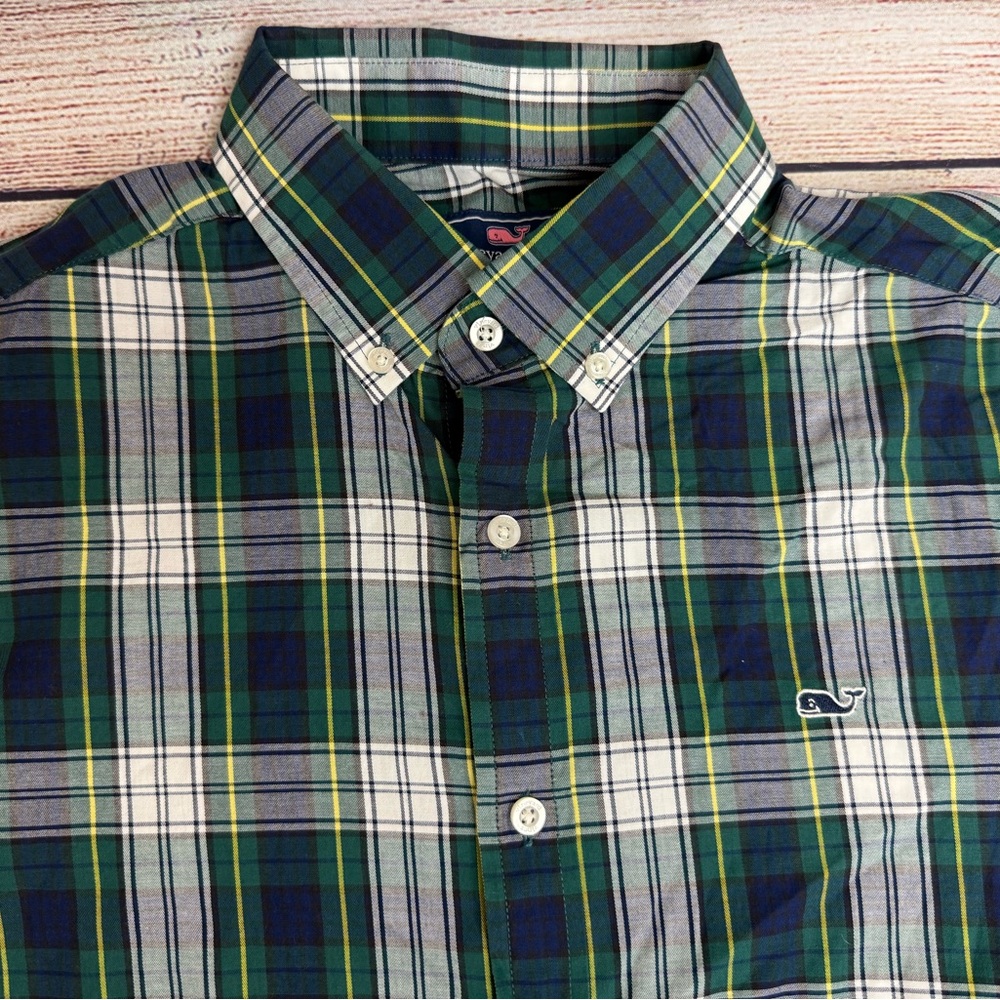 Vineyard Vines Men’s Medium Button Down Shirt Navy Blue Green Tartan Plaid